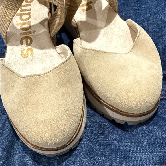 Hush Puppies Cream Wedge Shoes - Picture 5 of 5
